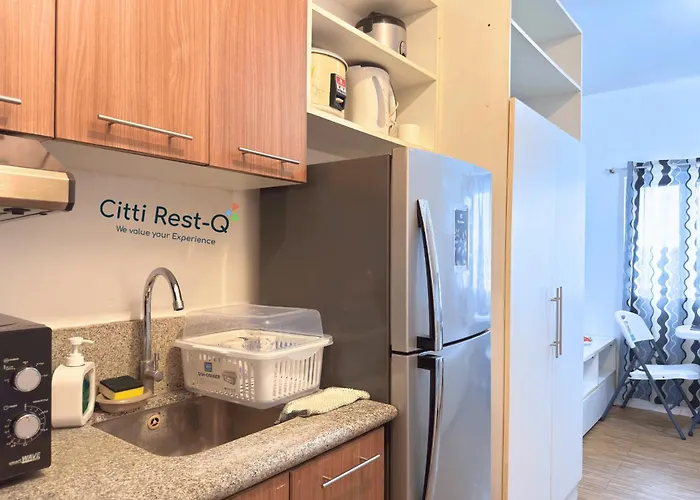 Budget Free Wifi & Netflix Sc4 * Манила